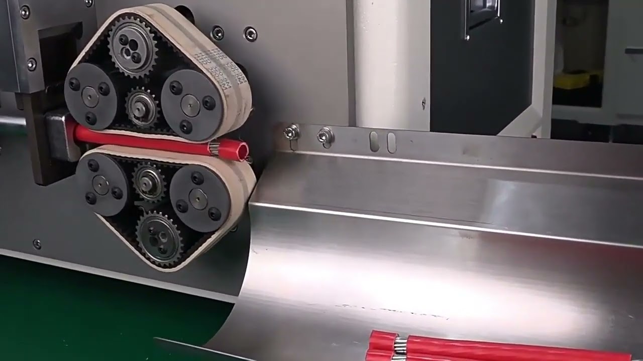 Macchina spellafili e tagliafili automatica da 0,5mm² a 70mm² con schermo touch - Taglierina e spelacavi automatica
