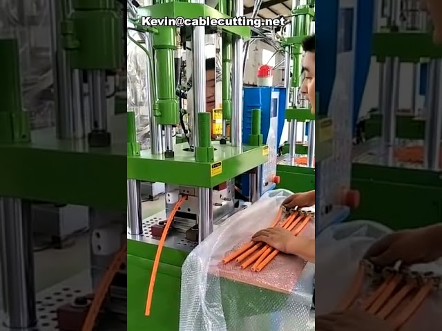 Macchina per stampaggio a iniezione manuale verticale per plastica da 15 tonnellate