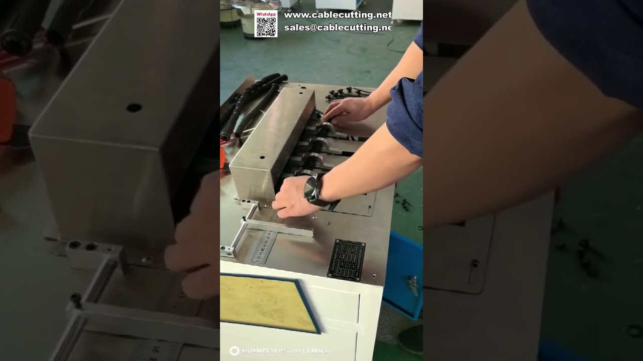 Macchina Semi Automatica per Fascette in Nylon e Taglio Cavi: Soluzione Industriale Efficiente