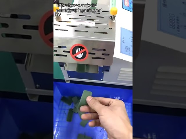 Macchina automatica per taglio nastro in cellophane con velcro e foratura