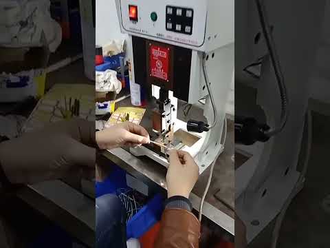 Crimpatrice Semi-Automatica per Terminali Preisolati – Pressa 2T per Fili