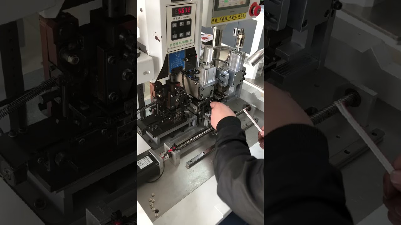 Applicatore per crimpatura terminali meccanico originale – Corsa 30mm, Altezza chiusura 119.7mm