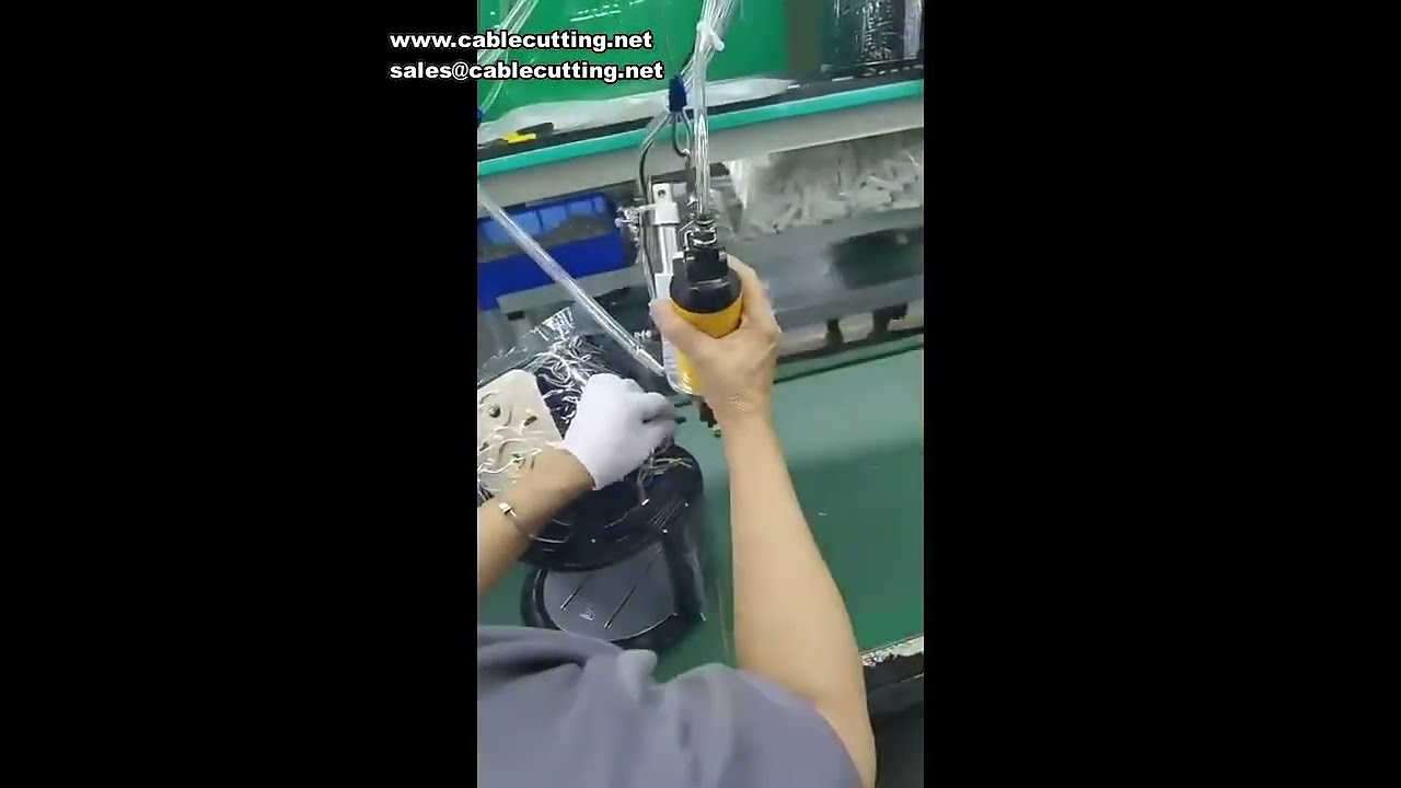 Macchina Automatica per Crimpare Terminali a Cappuccio - Morsetto a Capezzolo Bianco e Connettori Fili - Crimpatrice Professionale