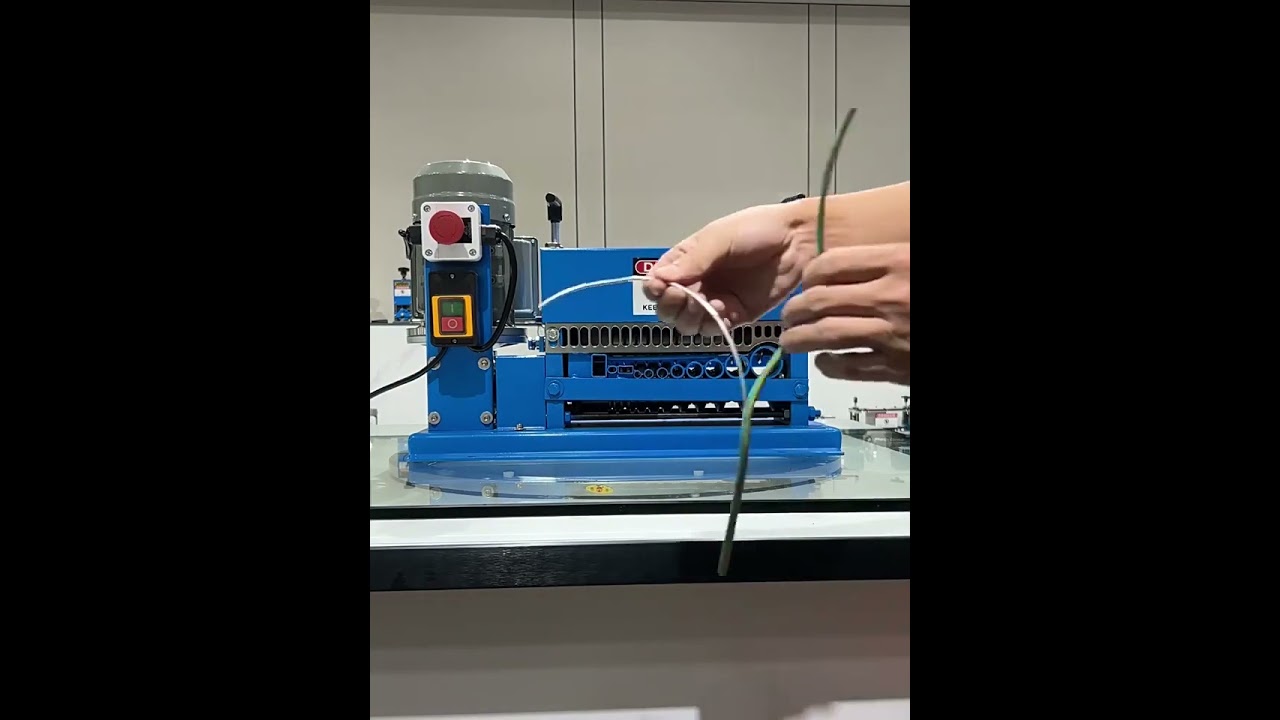 Spelafili Automatico Elettrico per Rame 750W 10 Lame – Adatto a Cavi Ø 1-38 mm