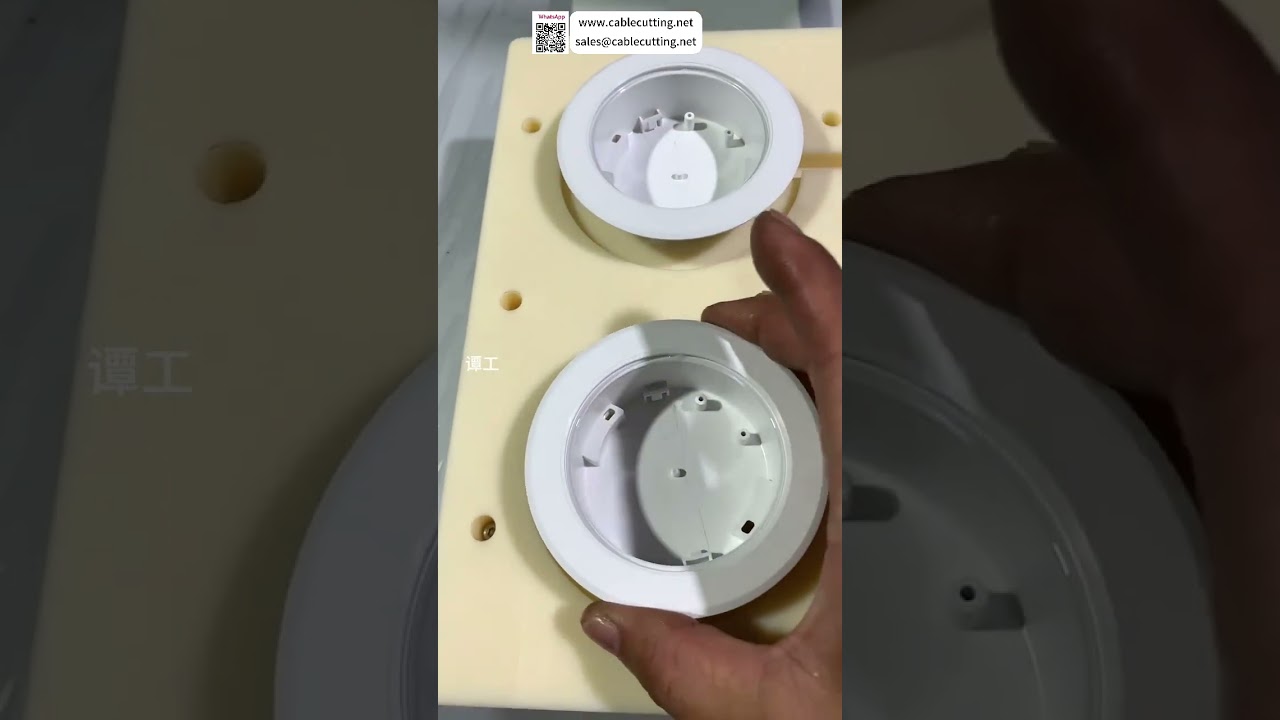 Máquina de Dispensação Automática com Limpeza a Plasma - Versão Compacta para Automação Industrial