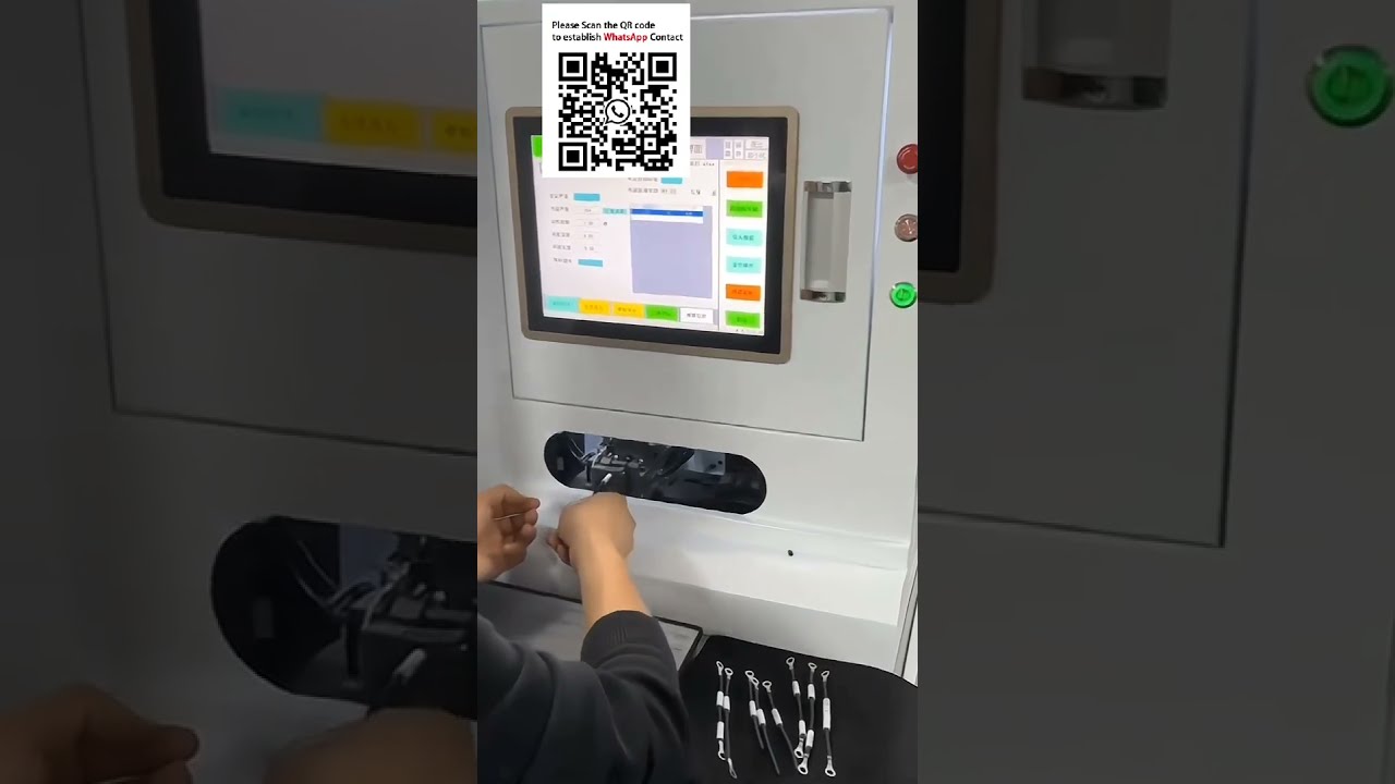 Macchina automatica UT per terminali: spelatura, torsione, inserimento tubetti numerati e crimpatura