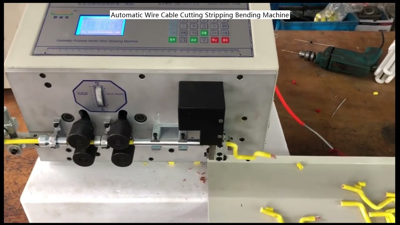 Macchina automatica per taglio, spelatura e piegatura cavi elettrici