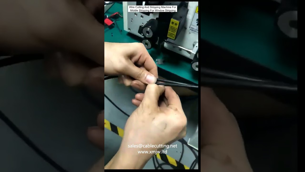 Wire Cutting And Stripping Machine For Middle Stripping For Window Stripping