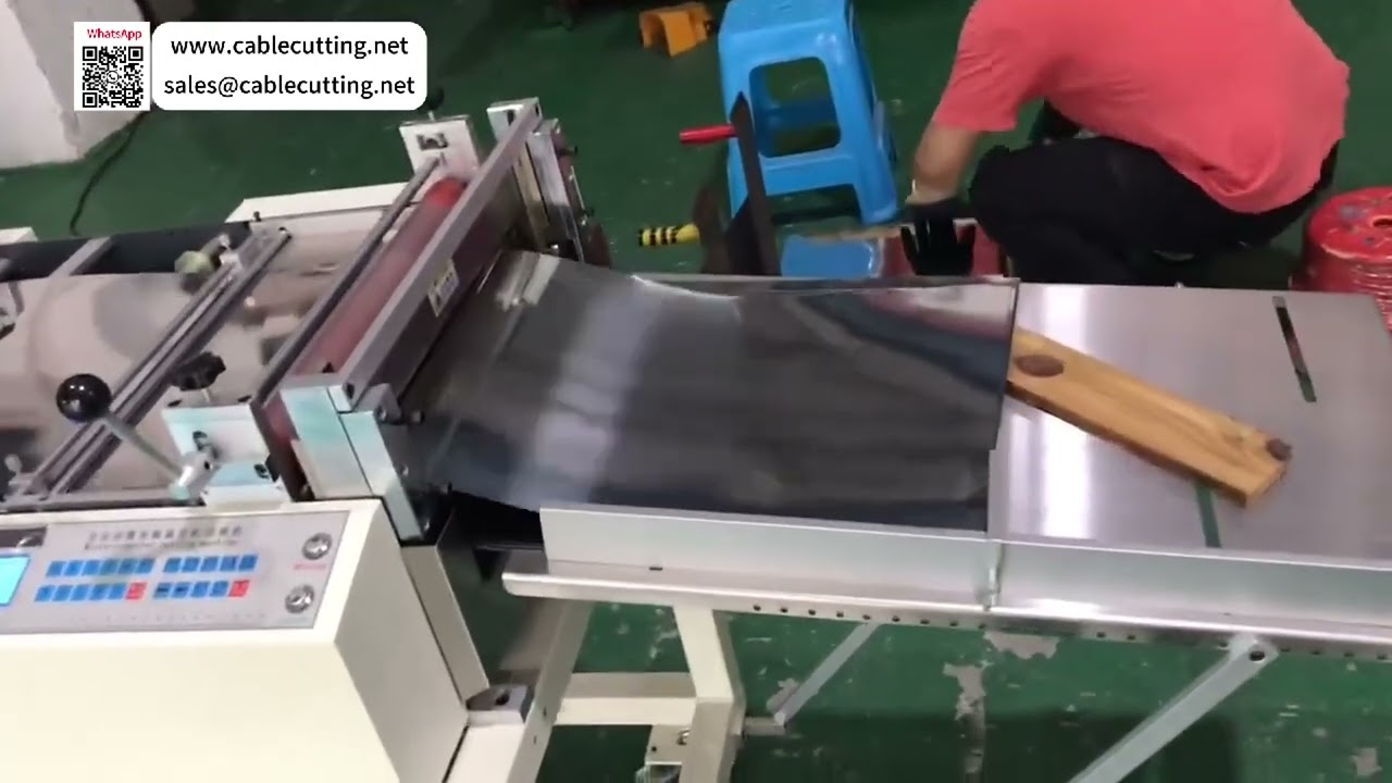 Sistema automatico per taglio e cesoia di nastri in acciaio inox