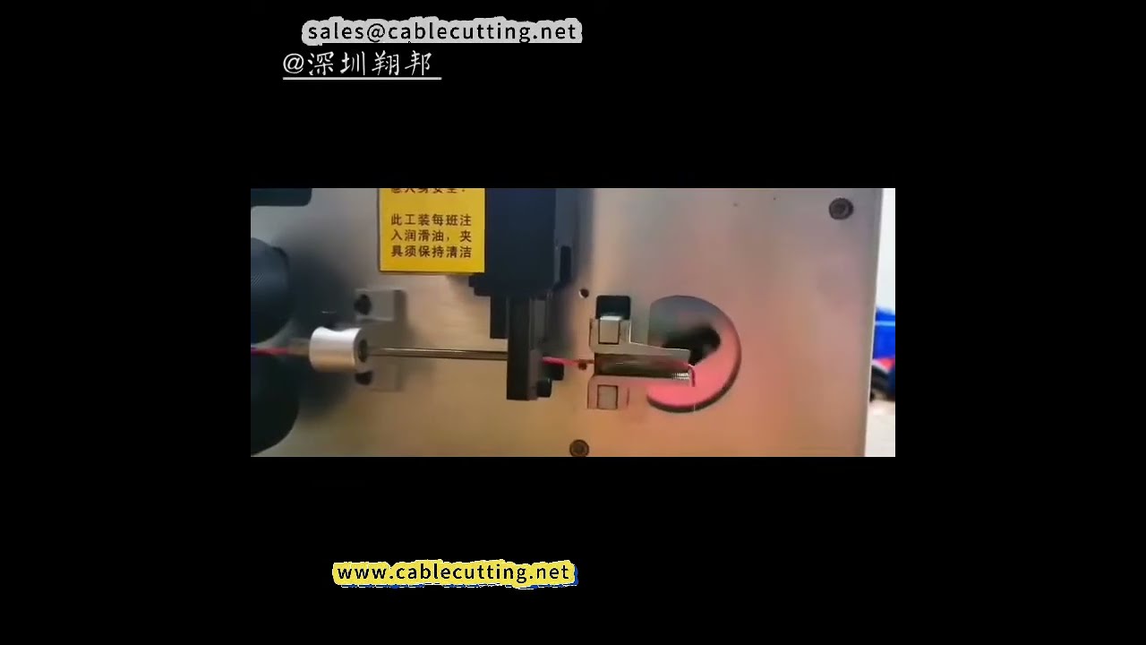 Macchina Automatica per Piegatura e Taglio Filo Quadrato 6 – Alta Precisione e Produttività