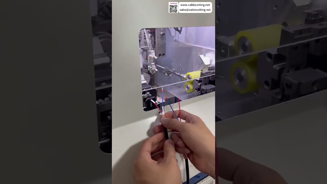 Macchina integrata per spelatura, inserimento tubetti numerati e crimpatura - Sistemi e set di processo
