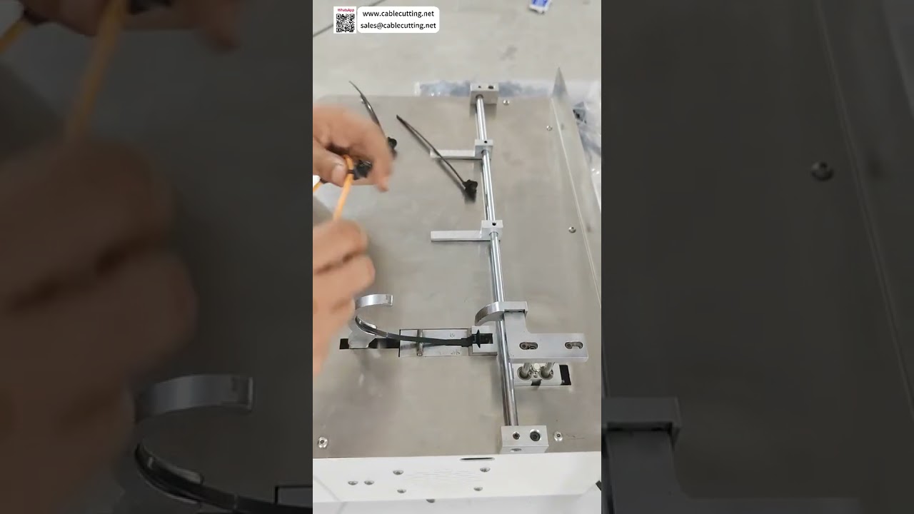 Macchina per fascette sagomate Auto bloccante e taglio coda Strumento di raggruppamento ad alta velocità