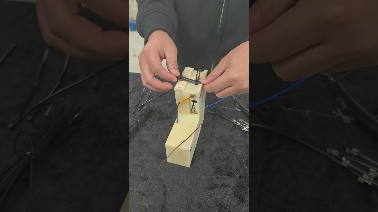 Utensile per fascette montato su plancia — Chiusura e taglio rapidi