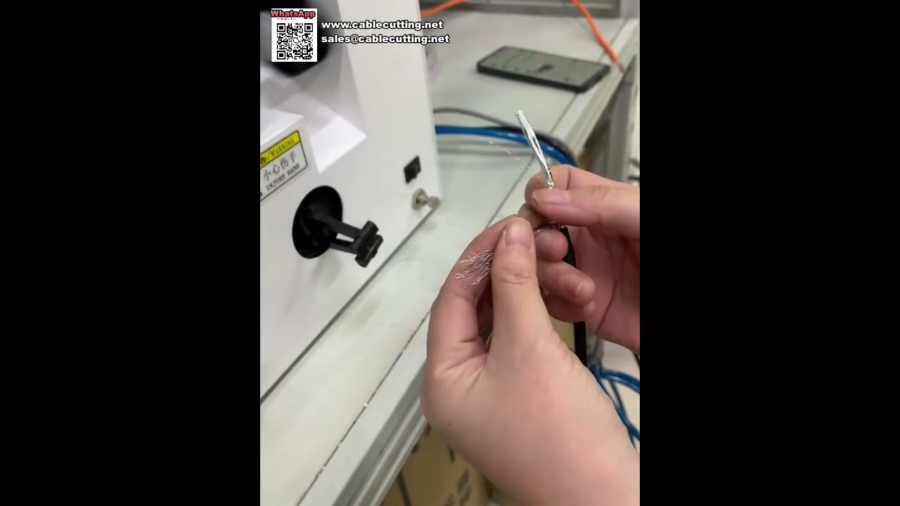 Macchina di spazzolatura e torsione del filo di precisione adatta a varie specifiche di cavi