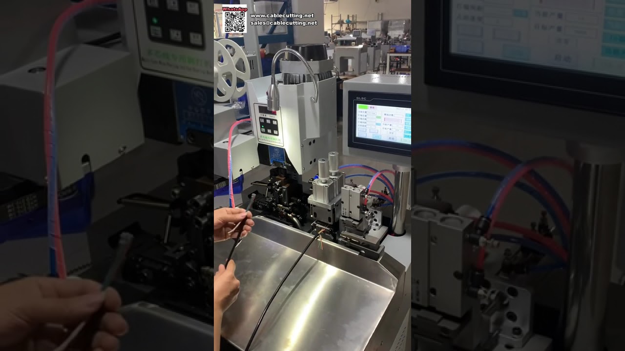Macchina efficiente per spellatura e crimpatura di cavi multi-anima, attrezzatura per lavorazione a risparmio di manodopera