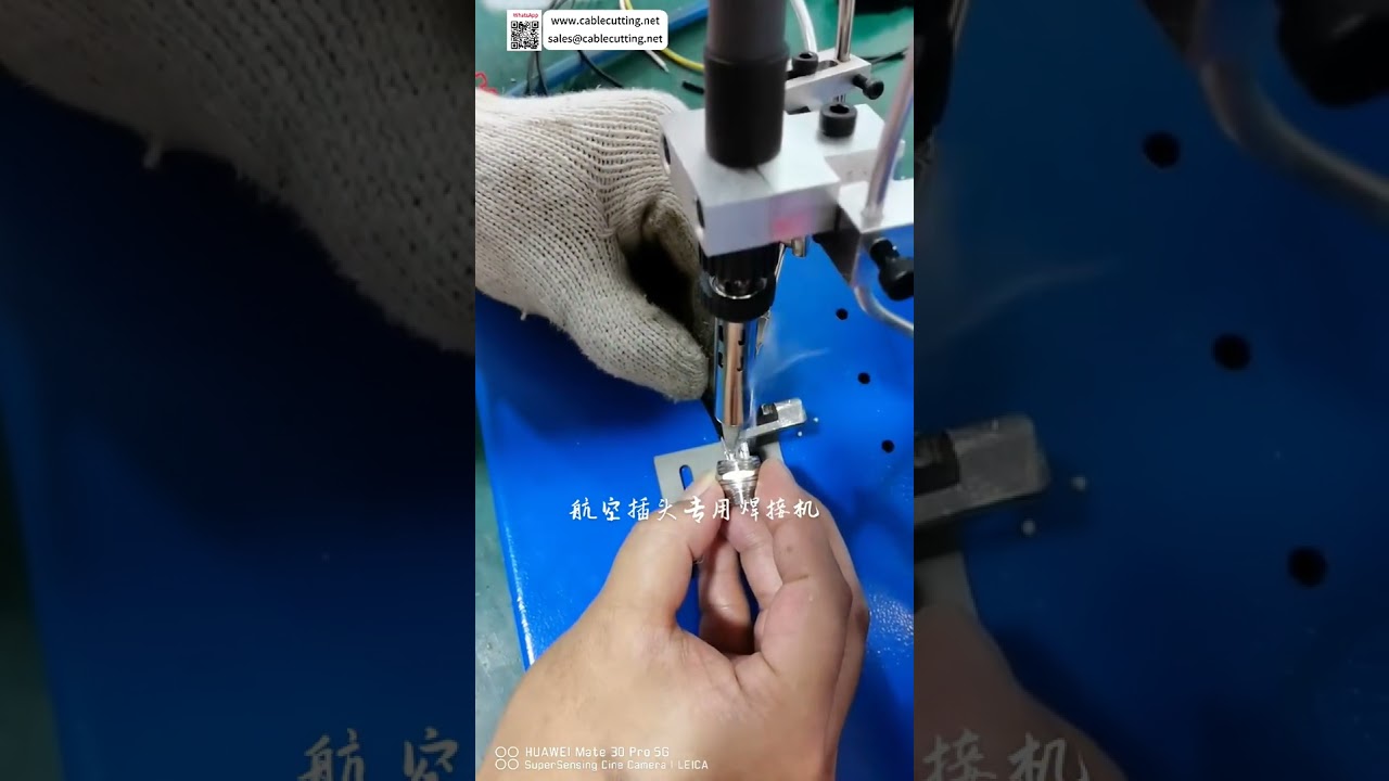 Macchina per saldatura semi-automatica per connettori aeronautici - Saldatura di precisione a perno singolo