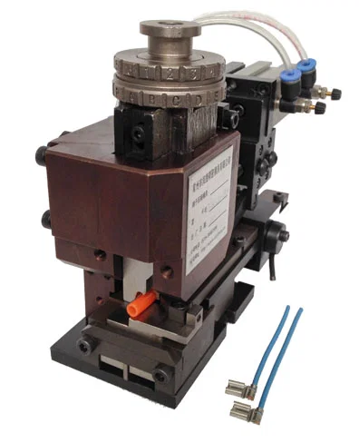 Applicatore Crimpatura Pneumatico TA-20F